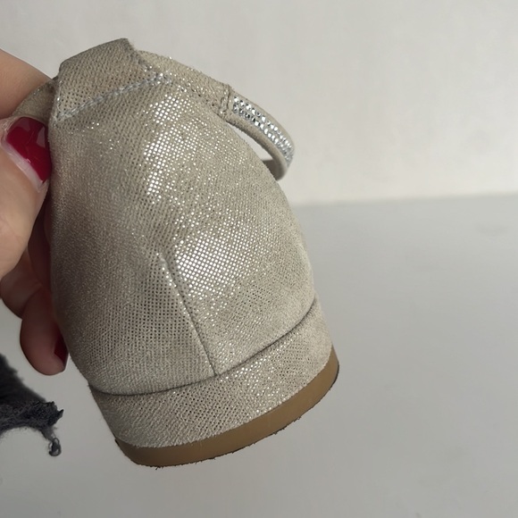 Stuart Weitzman Silver Sandals - Picture 5 of 10